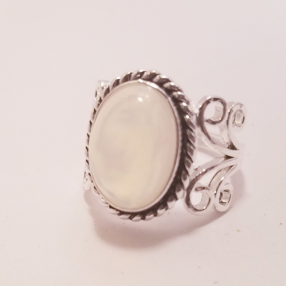 Sim. Moonstone and silver ring